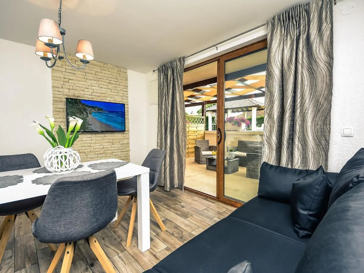 Apartment Petra-2 By Interhome Biograd Na Moru 0*,